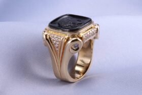 La Jolla Antique Jewelers