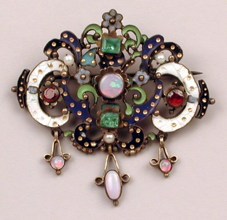 Antique Opal Jewelry