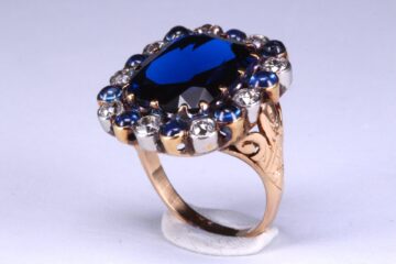 Victorian Sapphire Ring - La Jolla Jewelry Store