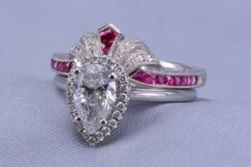 Encintas Custom Engagement Ring